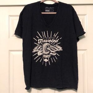 XL OLAN ROGERS Navy Blue V-Neck Graphic Tee “Road Less Travelled”